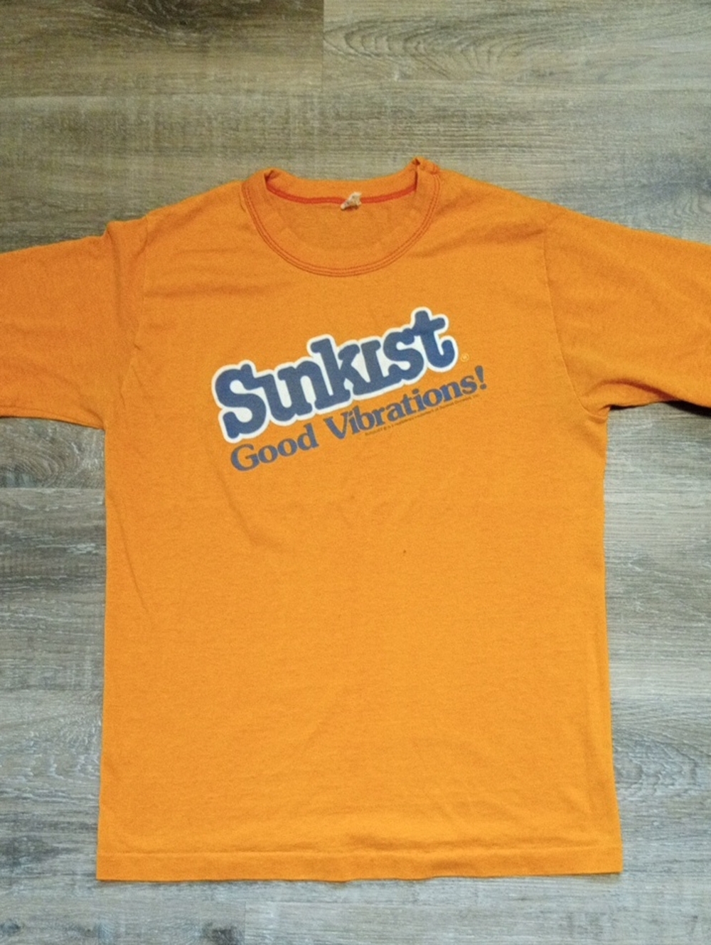 RARE 80's Sunkist Good Vibrations Orange Graphic Tee Size Medium